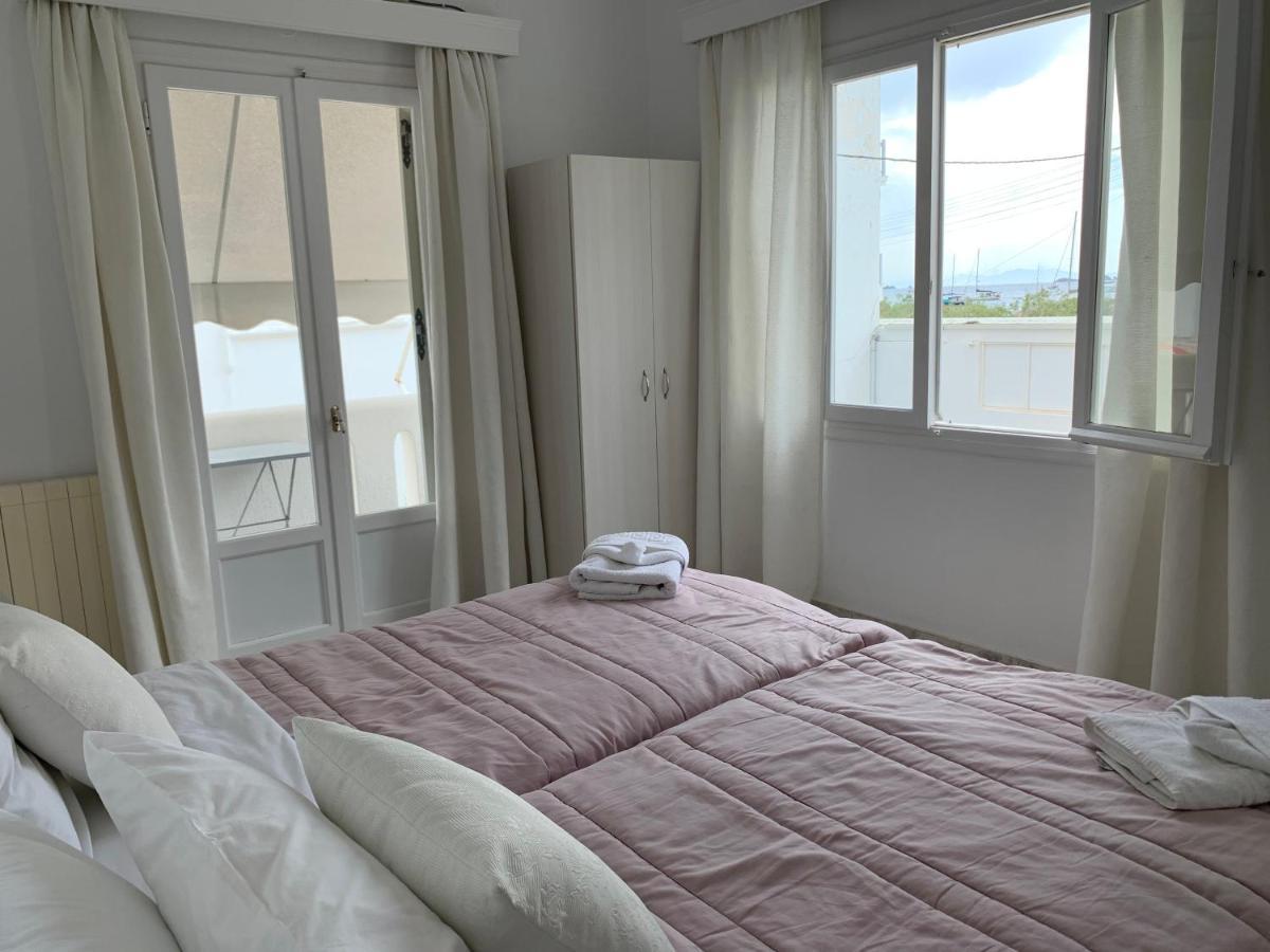 Studio Apartment Violetta At Livadia Beach Páros 外观 照片