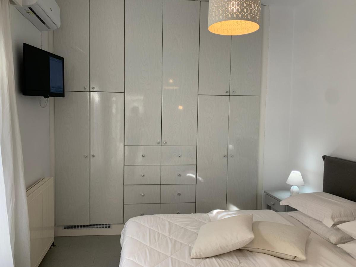Studio Apartment Violetta At Livadia Beach Páros 外观 照片